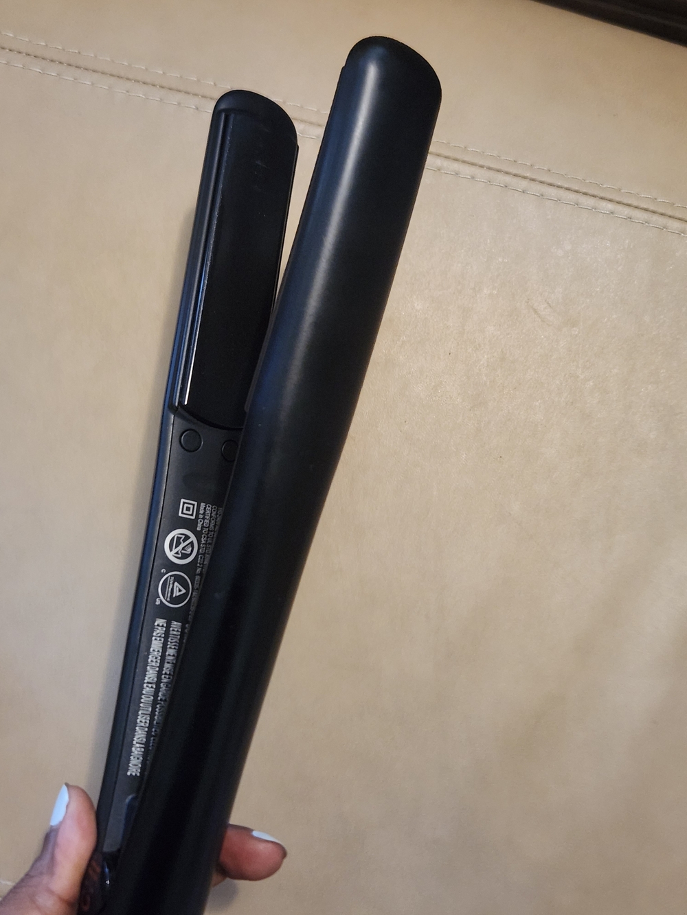 Onyx Black Hair Straightener with Blue LED Display - Picture 6 of 6